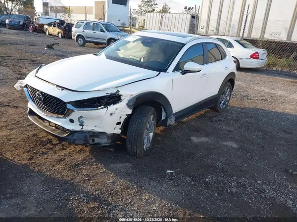 3MVDMBCMXSM820097 2025 MAZDA CX-30 - Image 2