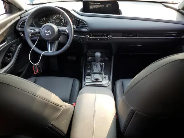 3MVDMBCMXSM846067 2025 MAZDA CX-30 - Image 8