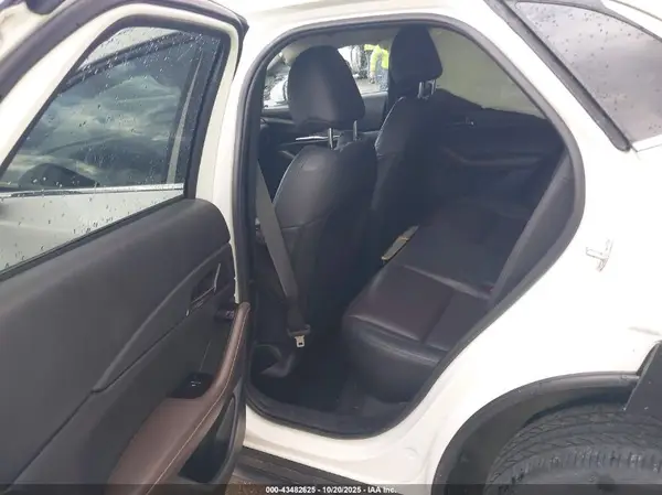 3MVDMBDL0MM308079 2021 MAZDA CX-30 - Image 8