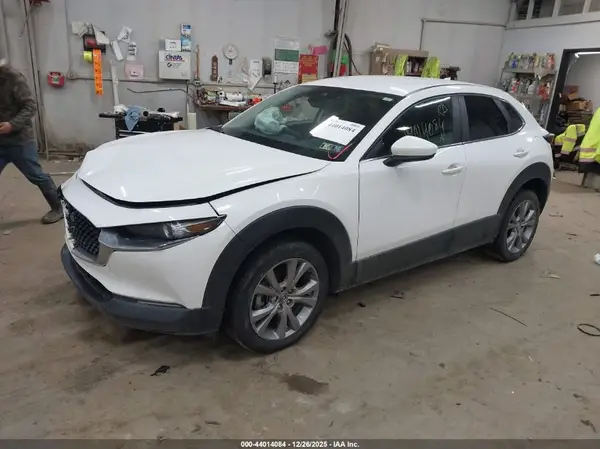 3MVDMBDL4LM122690 2020 MAZDA CX-30 - Image 2