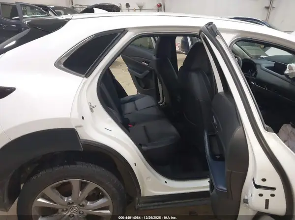 3MVDMBDL4LM122690 2020 MAZDA CX-30 - Image 8