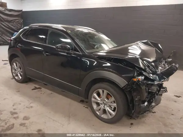 3MVDMBDL5NM415386 2022 MAZDA CX-30 - Image 1
