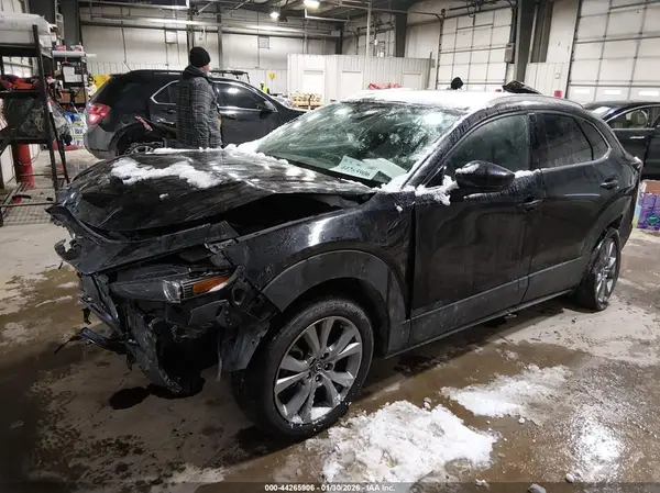 3MVDMBDL7NM447112 2022 MAZDA CX-30 - Image 2