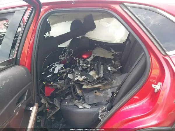 3MVDMBDL7NM458255 2022 MAZDA CX-30 - Image 8