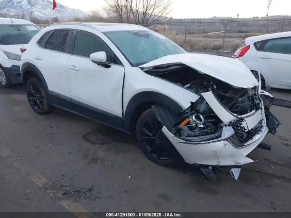 3MVDMBDL9MM305648 2021 MAZDA CX-30 - Image 1