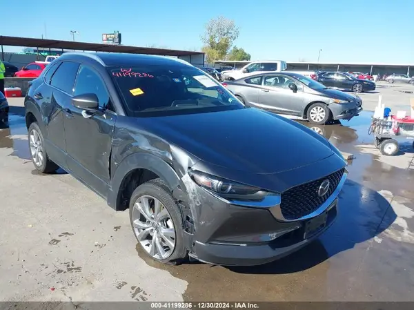 3MVDMBDL9NM447077 2022 MAZDA CX-30 - Image 1