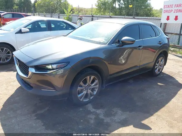3MVDMBDLXLM129871 2020 MAZDA CX-30 - Image 2