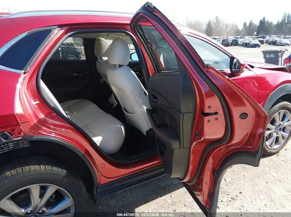 3MVDMBDLXMM269596 2021 MAZDA CX-30 - Image 8