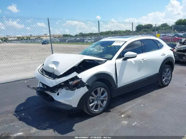 3MVDMBDLXMM273017 2021 MAZDA CX-30 - Image 2
