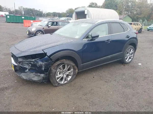 3MVDMBDLXNM440168 2022 MAZDA CX-30 - Image 2