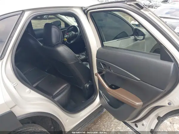3MVDMBDM0PM525788 2023 MAZDA CX-30 - Image 8