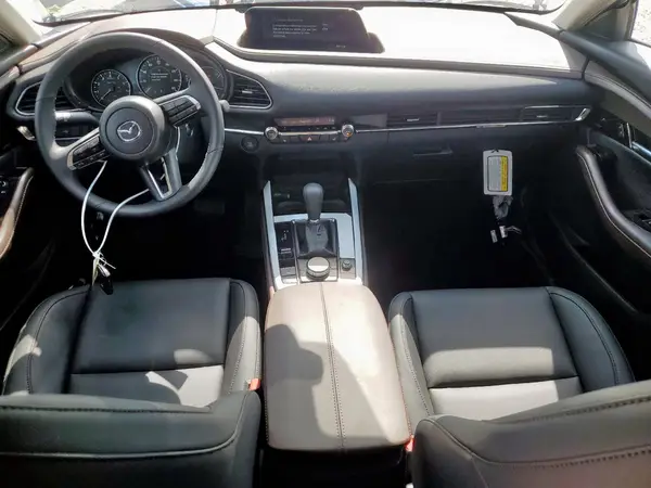 3MVDMBDM0SM845329 2025 MAZDA CX-30 - Image 8