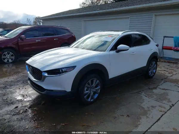 3MVDMBDM2RM675517 2024 MAZDA CX-30 - Image 2