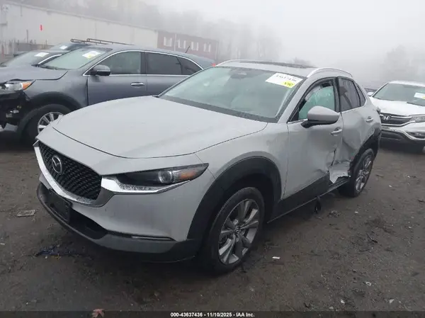 3MVDMBDM2SM752666 2025 MAZDA CX-30 - Image 2