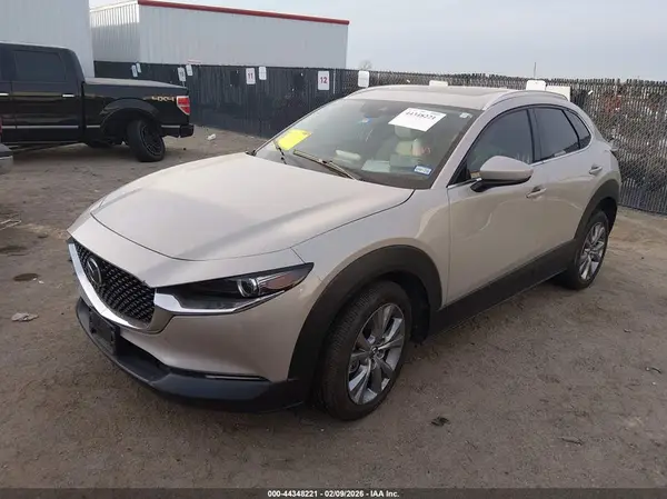 3MVDMBDM3PM566738 2023 MAZDA CX-30 - Image 2