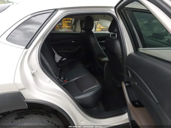 3MVDMBDM3RM666180 2024 MAZDA CX-30 - Image 8