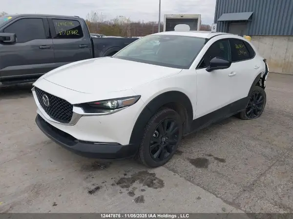 3MVDMBDM3RM714745 2024 MAZDA CX-30 - Image 2
