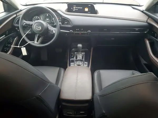 3MVDMBDM3SM837452 2025 MAZDA CX-30 - Image 8