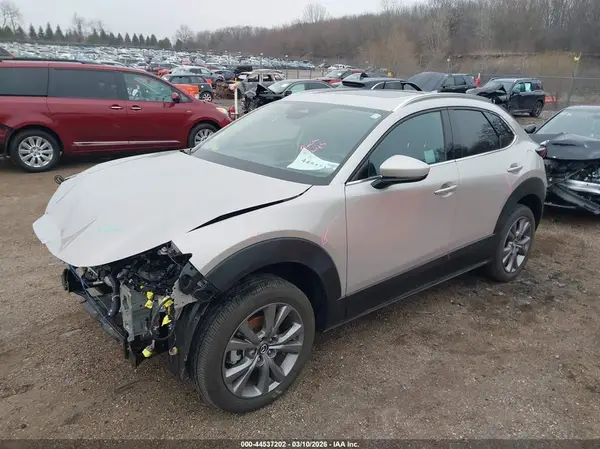 3MVDMBDM6RM715923 2024 MAZDA CX-30 - Image 2