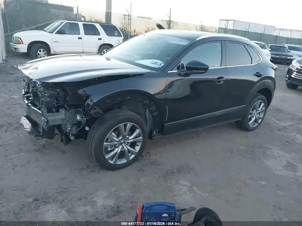 3MVDMBDM8SM766894 2025 MAZDA CX-30 - Image 2