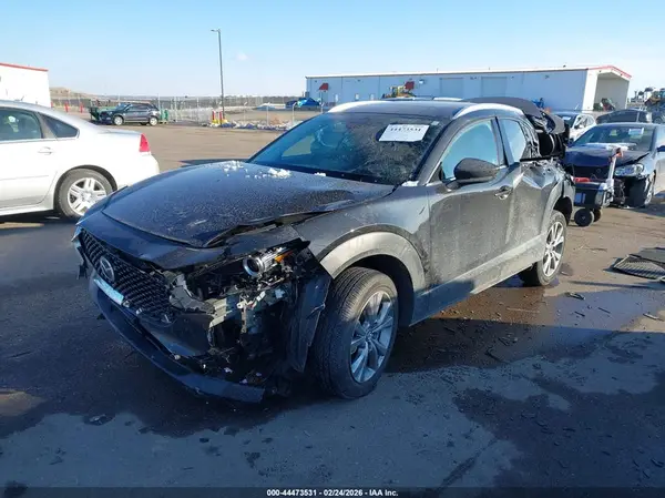 3MVDMBDM8SM783744 2025 MAZDA CX-30 - Image 2