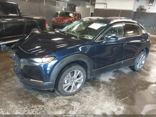 3MVDMBDM8SM803989 2025 MAZDA CX-30 - Image 2