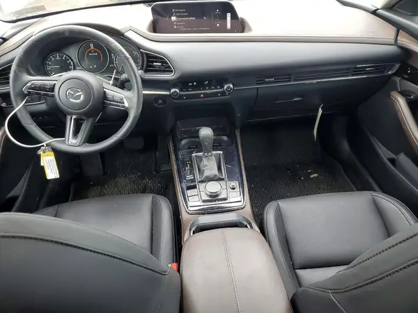 3MVDMBDM8SM808805 2025 MAZDA CX-30 - Image 8