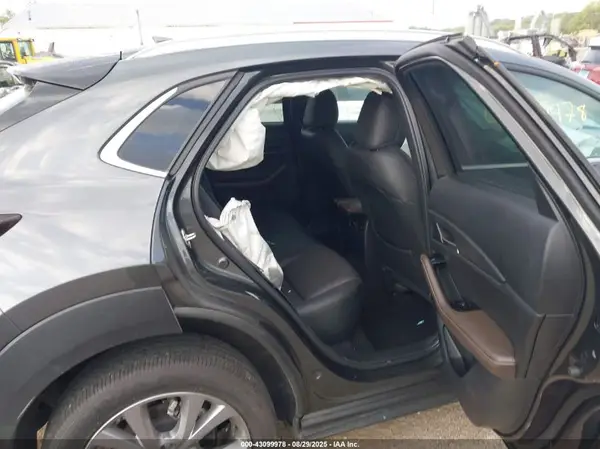 3MVDMBDM9RM631398 2024 MAZDA CX-30 - Image 8