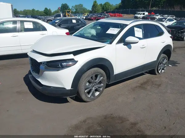 3MVDMBDM9SM764068 2025 MAZDA CX-30 - Image 2