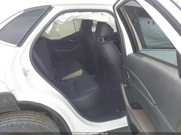 3MVDMBDM9SM773417 2025 MAZDA CX-30 - Image 8