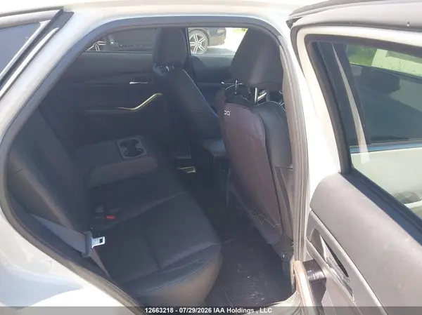 3MVDMBDMXRM693117 2024 MAZDA CX-30 - Image 8