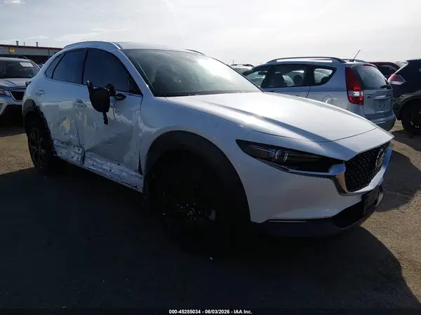 3MVDMBDY1NM411928 2022 MAZDA CX-30 - Image 1
