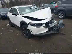 3MVDMBDY1NM435890 2022 MAZDA CX-30