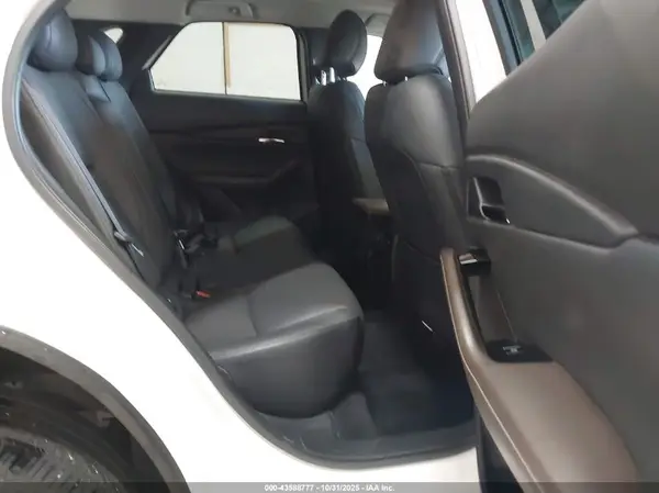 3MVDMBDY4PM562832 2023 MAZDA CX-30 - Image 8