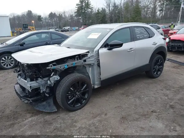 3MVDMBDY4RM704969 2024 MAZDA CX-30 - Image 2