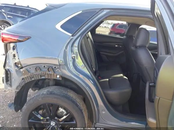3MVDMBDY5PM523263 2023 MAZDA CX-30 - Image 8