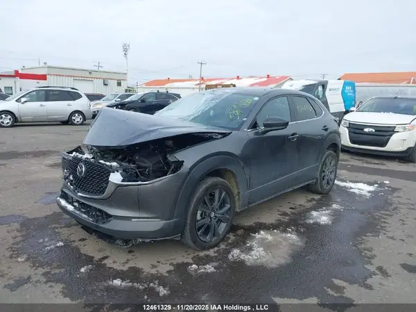 3MVDMBDY6PM586825 2023 MAZDA CX-30 - Image 2