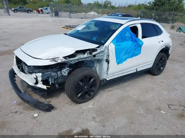 3MVDMBDY9MM305371 2021 MAZDA CX-30 - Image 2
