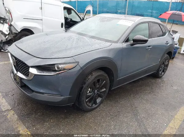 3MVDMBDYXPM556775 2023 MAZDA CX-30 - Image 2