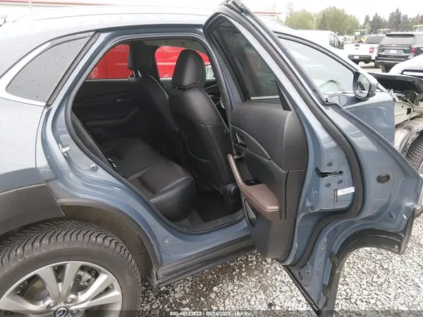 3MVDMBEM7LM109519 2020 MAZDA CX-30 - Image 8