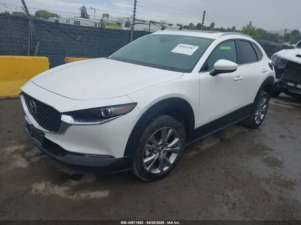 3MVDMBEM7LM124540 2020 MAZDA CX-30 - Image 2