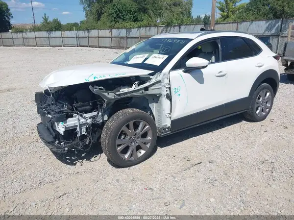 3MVDMBEM8LM127219 2020 MAZDA CX-30 - Image 2