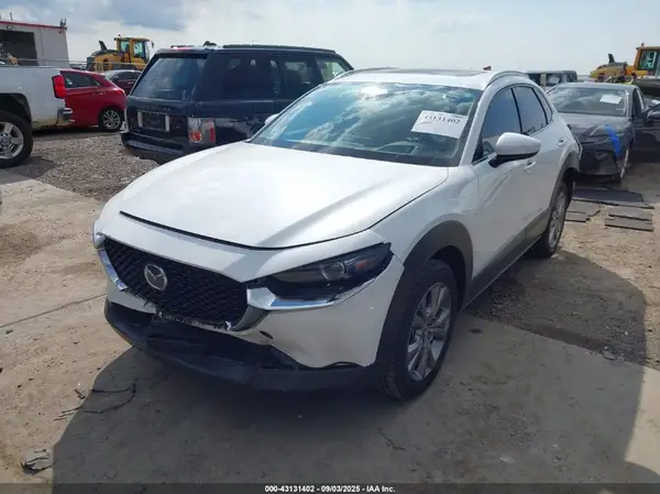 3MVDMBEM8LM130024 2020 MAZDA CX-30 - Image 2