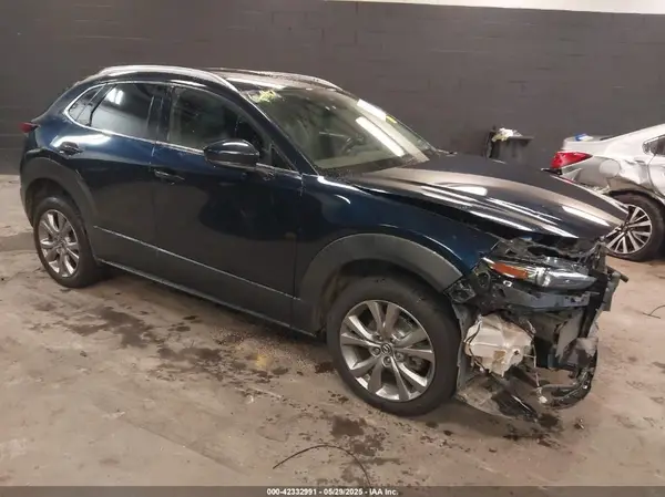 3MVDMBEM9LM106864 2020 MAZDA CX-30 - Image 1