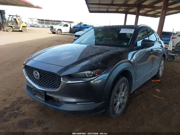 3MVDMBEM9LM139802 2020 MAZDA CX-30 - Image 2