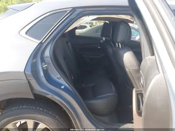 3MVDMBEMXLM127948 2020 MAZDA CX-30 - Image 8