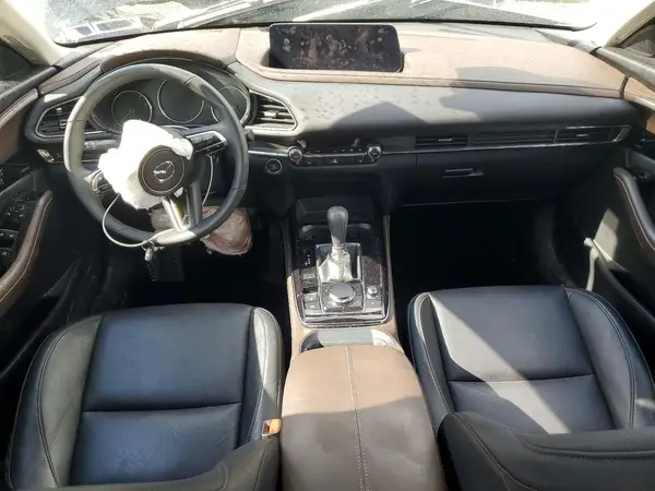 3MVDMBEY0SM755227 2025 MAZDA CX-30 - Image 8