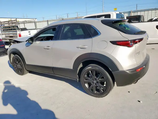 3MVDMBEY1NM437816 2022 MAZDA CX-30 - Image 2