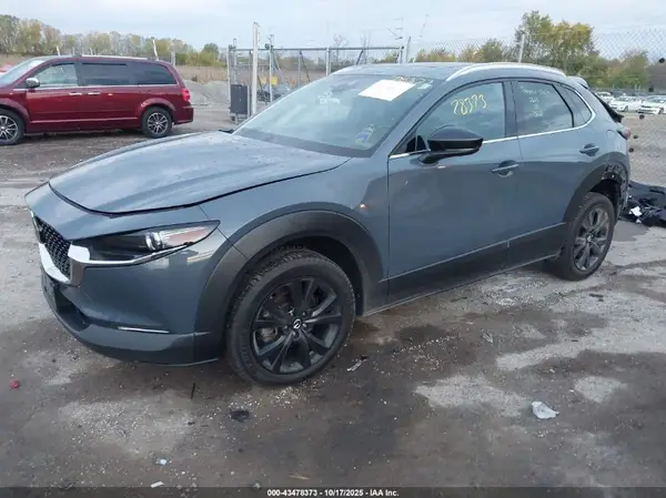 3MVDMBEY1NM442613 2022 MAZDA CX-30 - Image 2