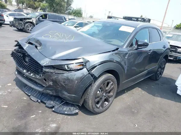 3MVDMBEY1RM720111 2024 MAZDA CX-30 - Image 2